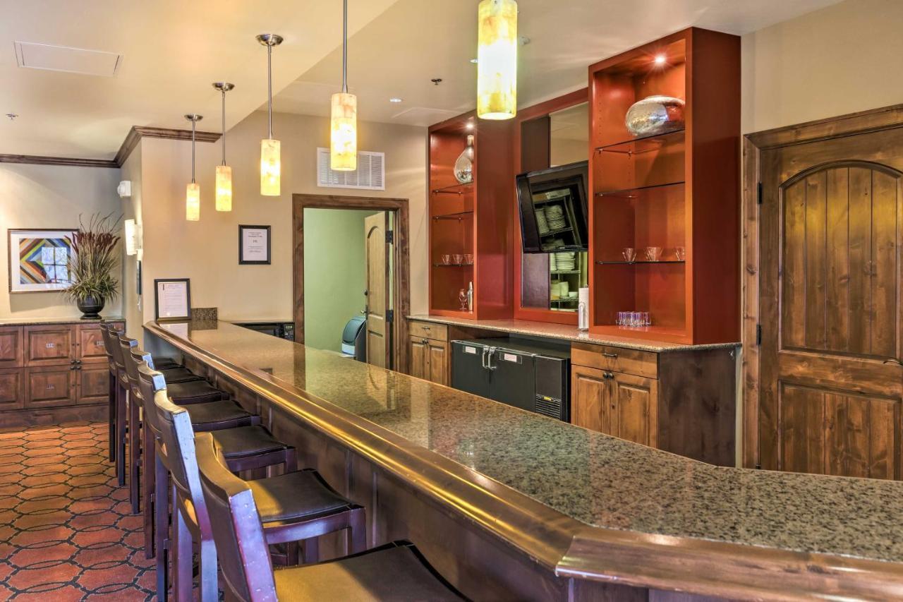 Luxury Mountain With Community Perks And Shuttle Avon