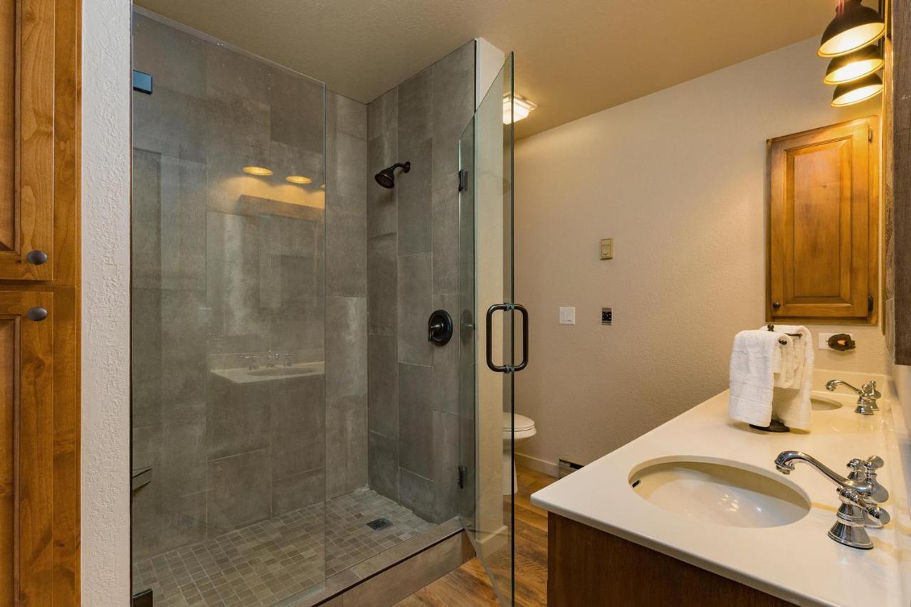 Cascade Village 364 *