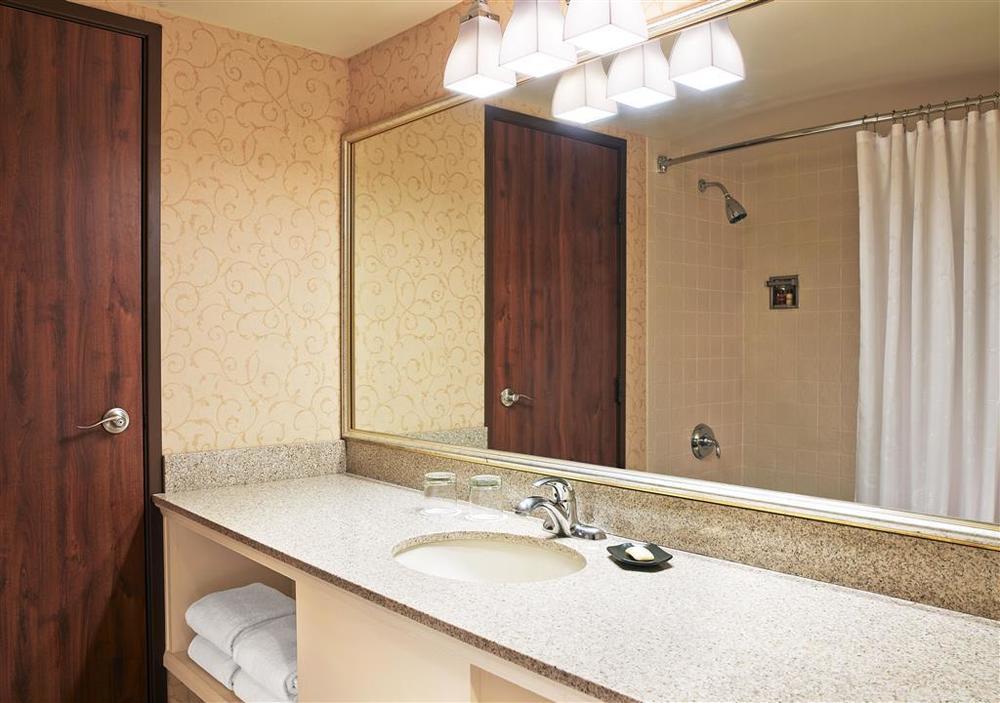 Sheraton Denver West Hotel