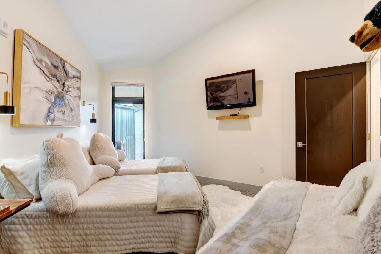 Luxury 1407: Hot Tub, Views & Activity Perks Casa de férias *
