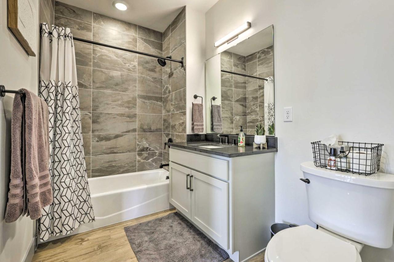 With Mountain Views In Heart Of Downtown!