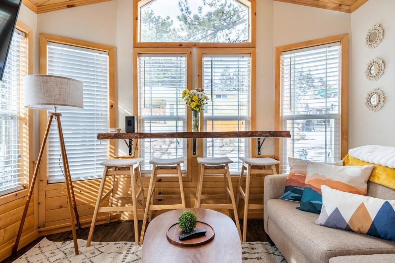 Tiny Haven Spacious Feel, Bbq & Peak Views * Woodland Park