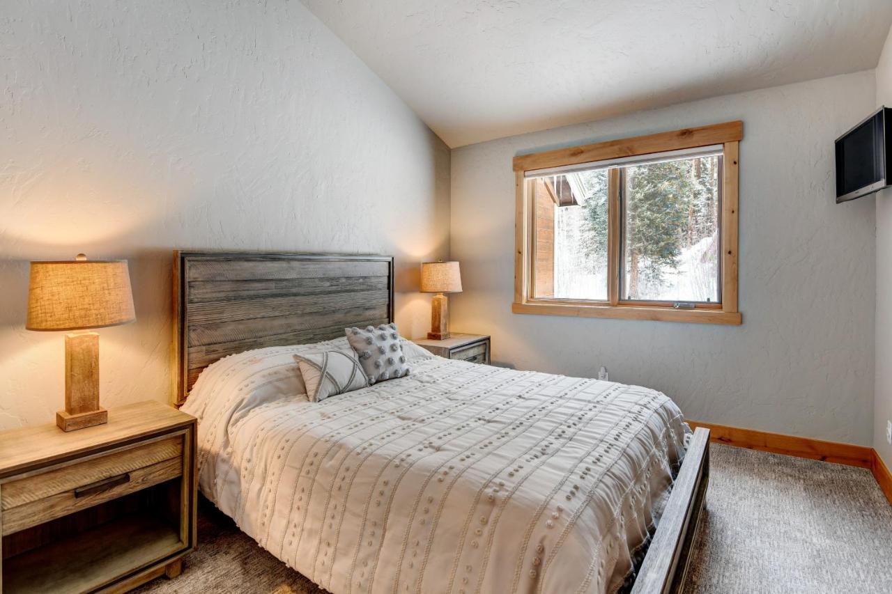Luxury Resort: Hot Tub, Views & Free Activities Holiday home Winter Park