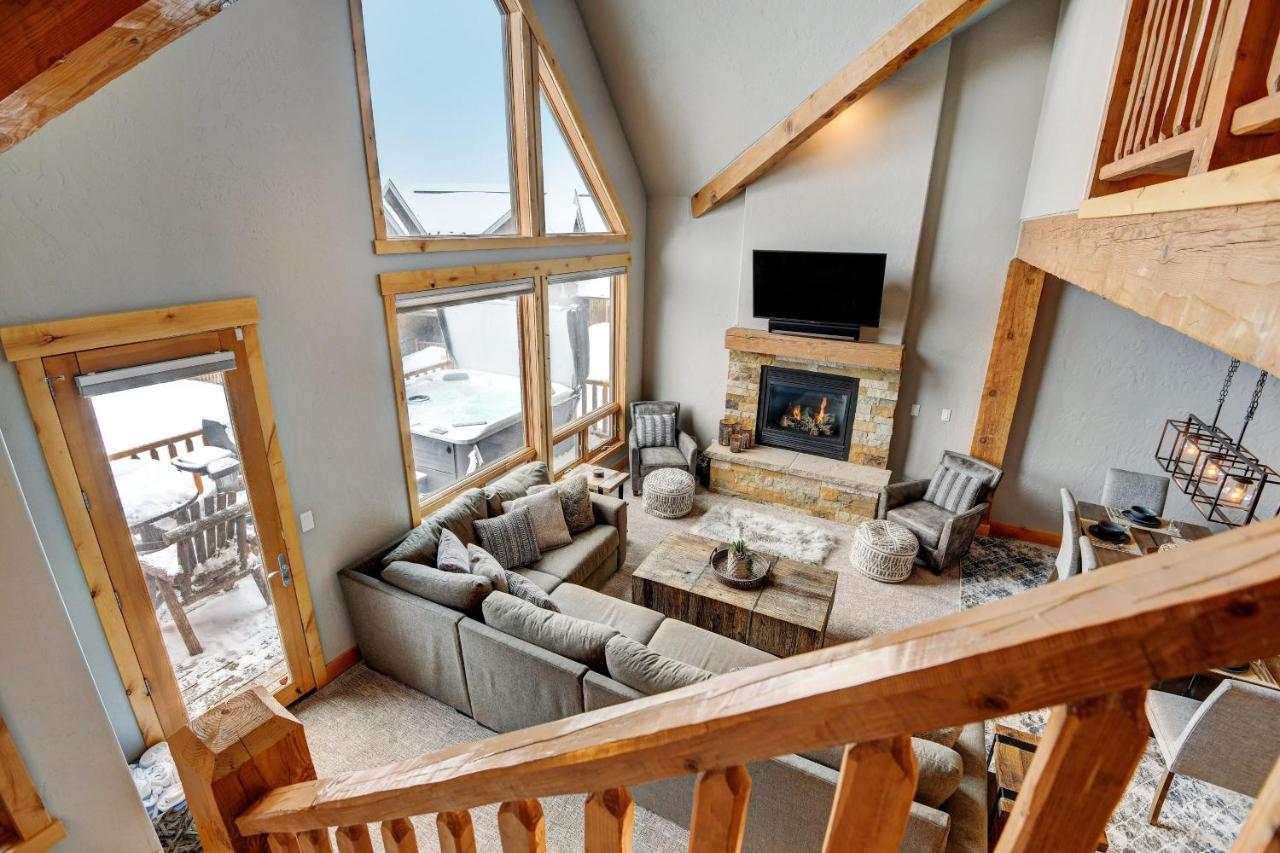 Luxury Resort: Hot Tub, Views & Free Activities Holiday home *