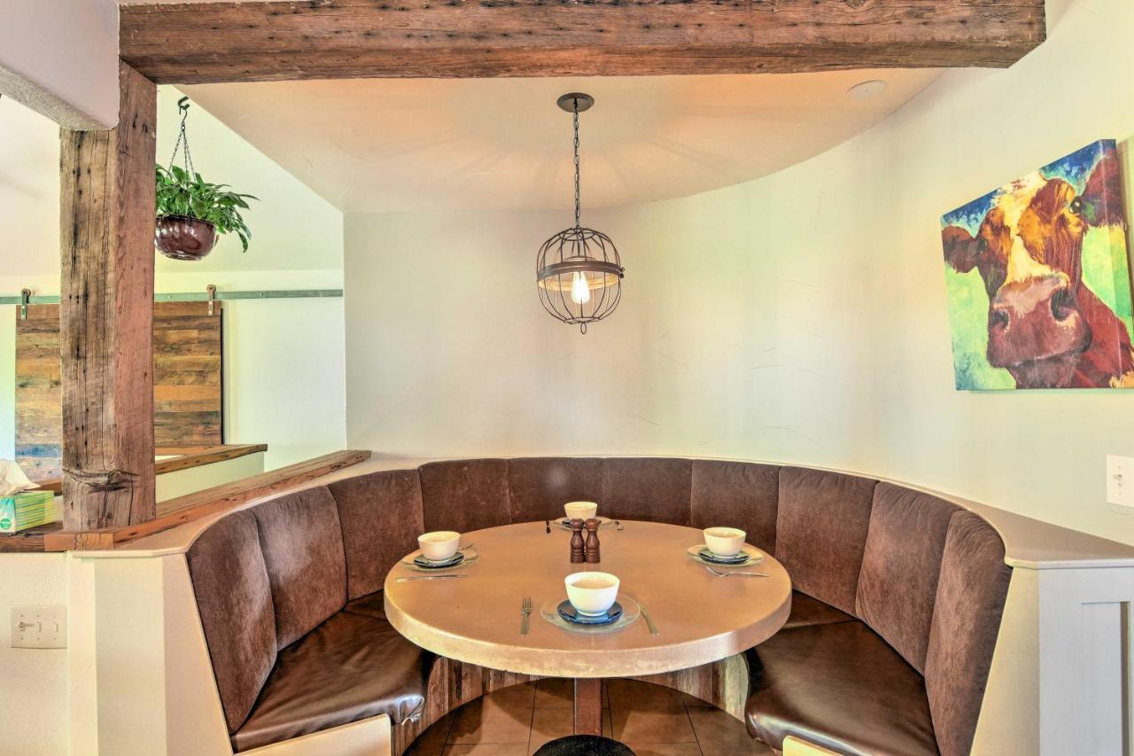 Retreat About 3 Mi To Western Co University! Holiday home