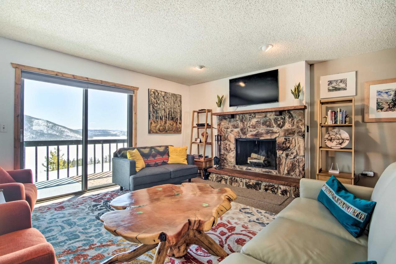 Updated With Views And Deck Less Than 1 Mi To Grand Apartment *