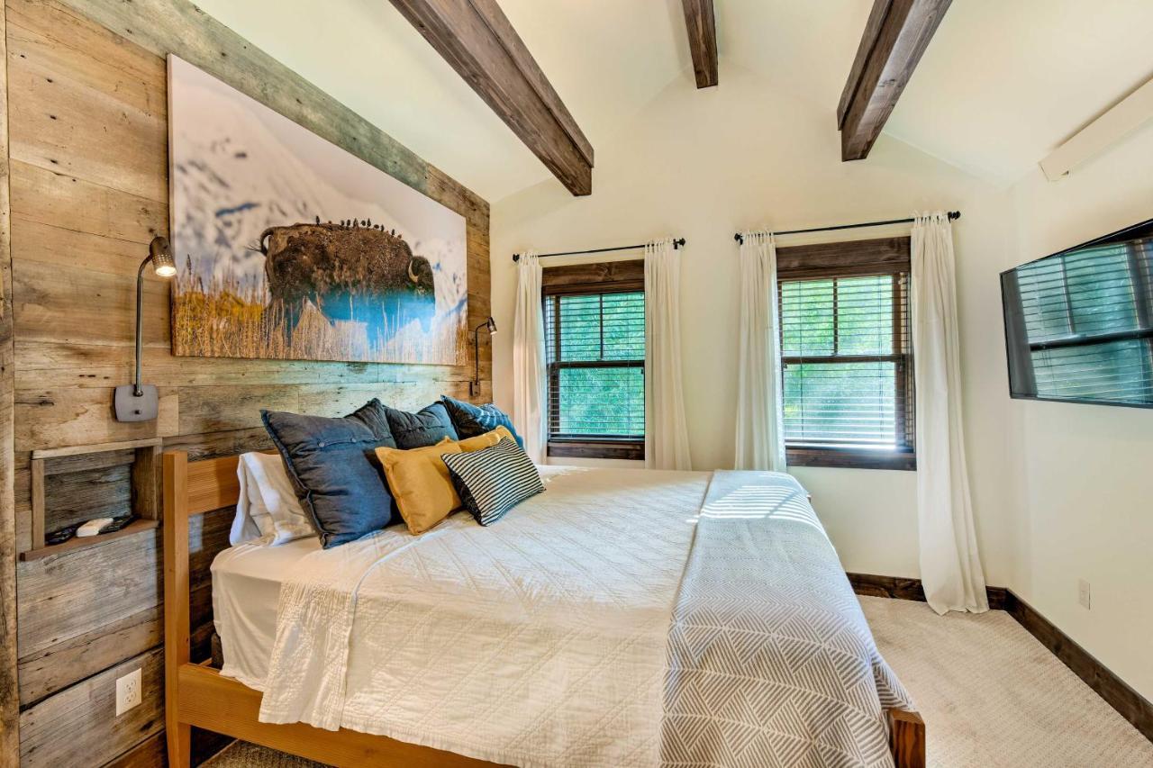Holiday home Retreat About 3 Mi To Western Co University! *
