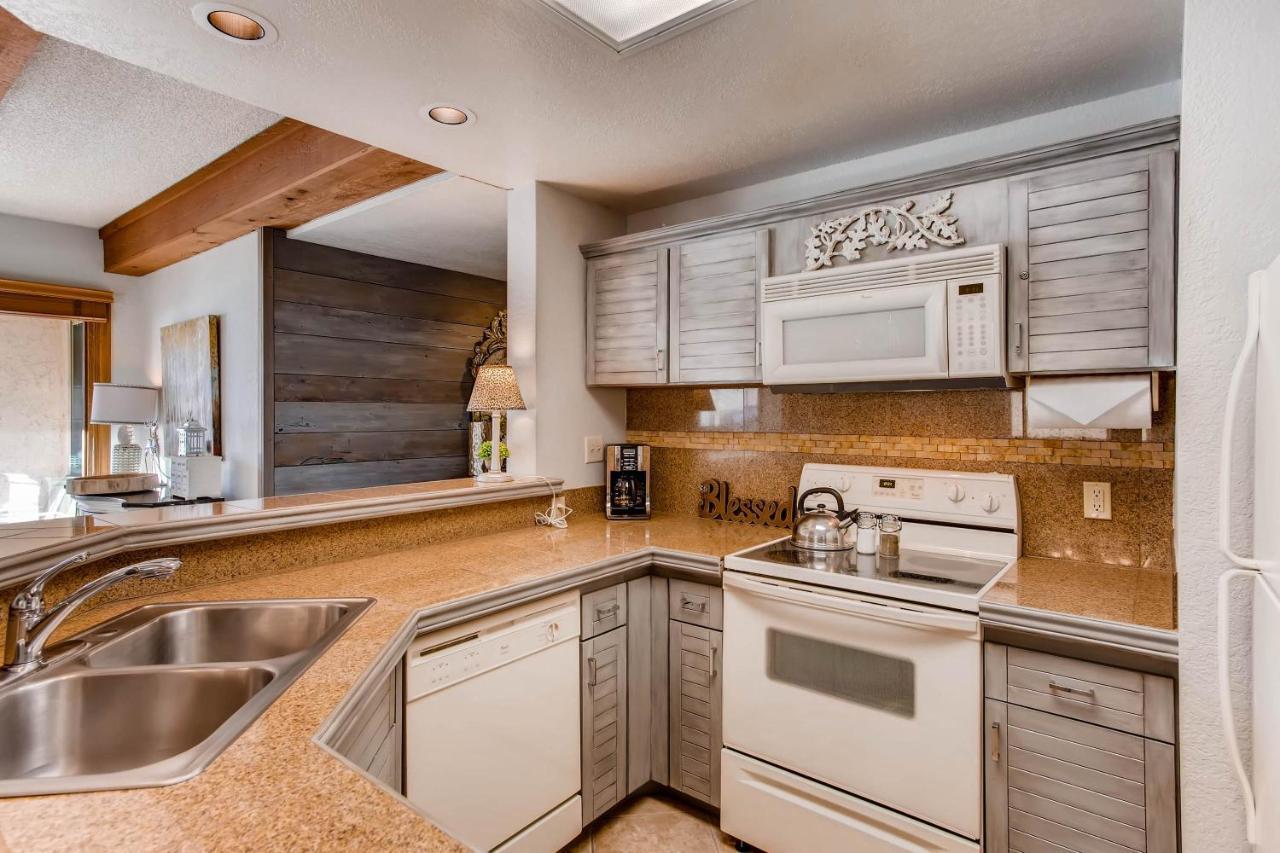 Mountain Views From Plaza - Sleeps 6 Apartamento