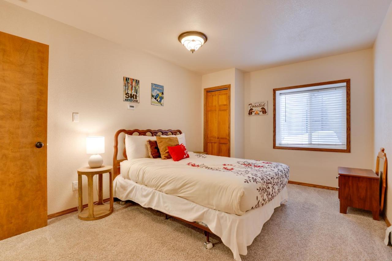 Townhome Near Deck And Mtn View! *