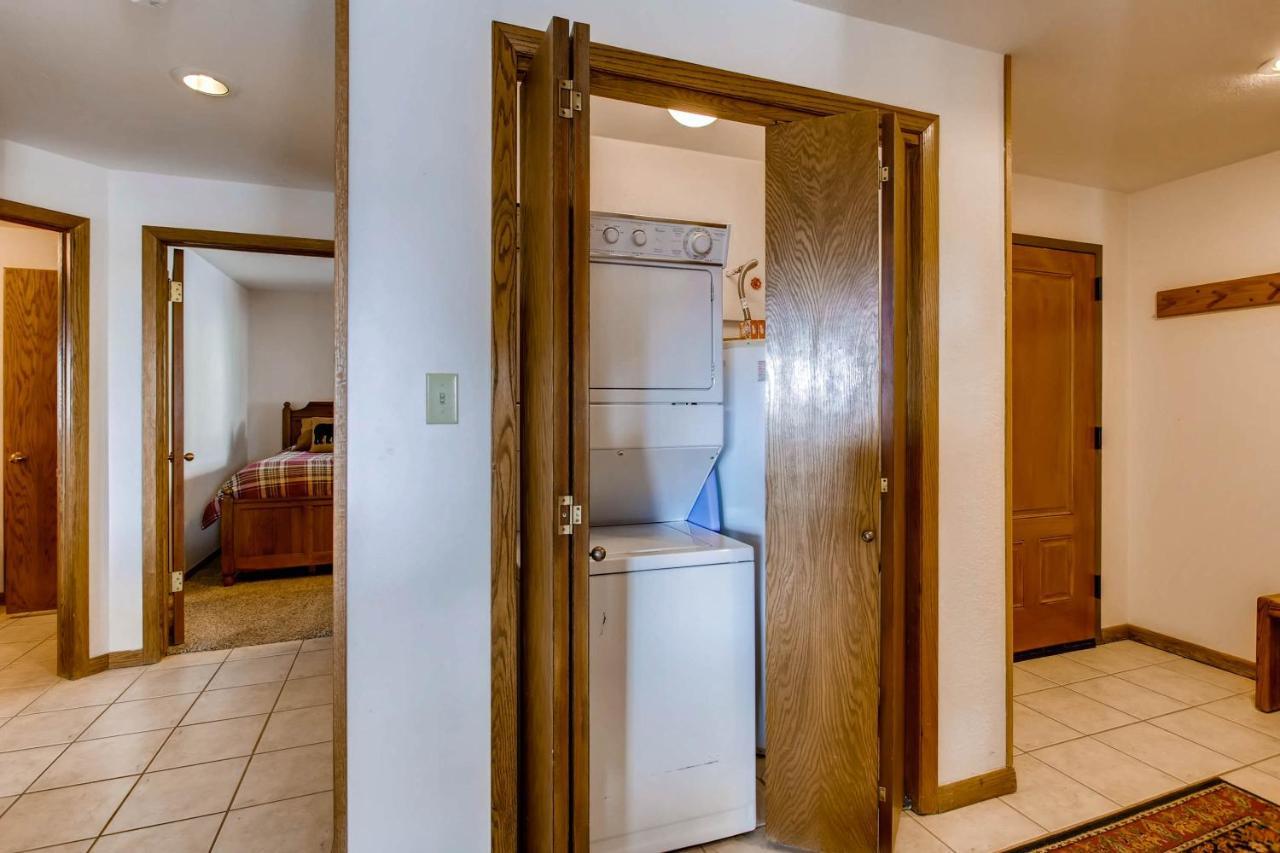 Apartment View Of Mt, And Lifts 2 Bedroom