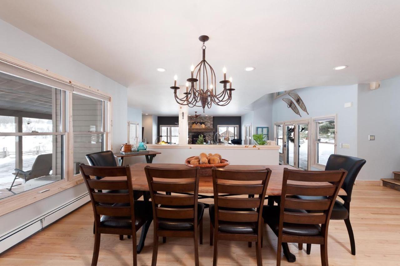 3076 W Highway 160 - Main House *