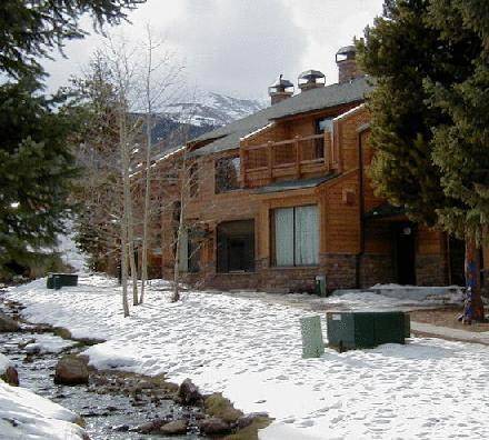 Apartment Cedars By