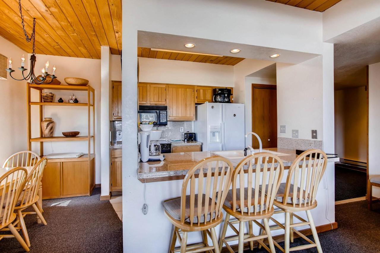 Apartment 1 Bedroom With Amazing Views Of Mountain Range & Wood Creek *