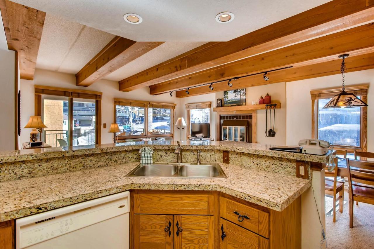 2 Br- Amazing View Of Mt Apartment