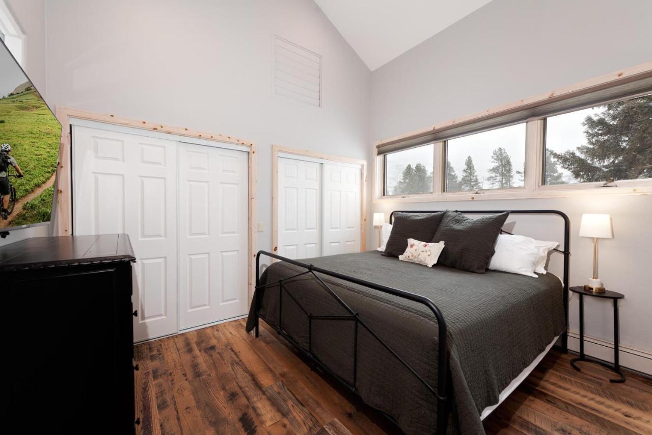 3076 W Highway 160 - Main House * Mancos