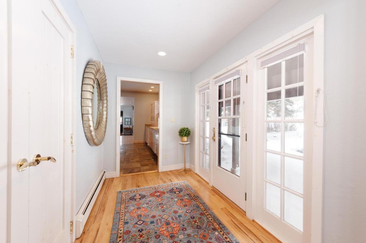 3076 W Highway 160 - Main House *
