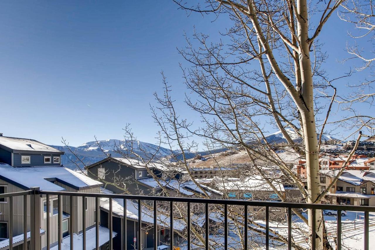 Apartment Amazing 2 Bedroom With Balcony And Views