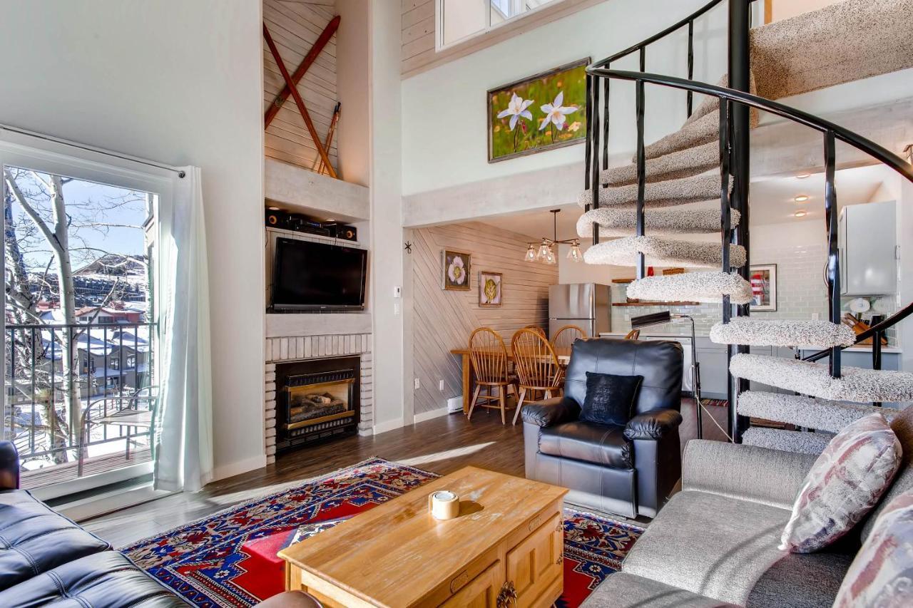 Amazing 2 Bedroom With Balcony And Views