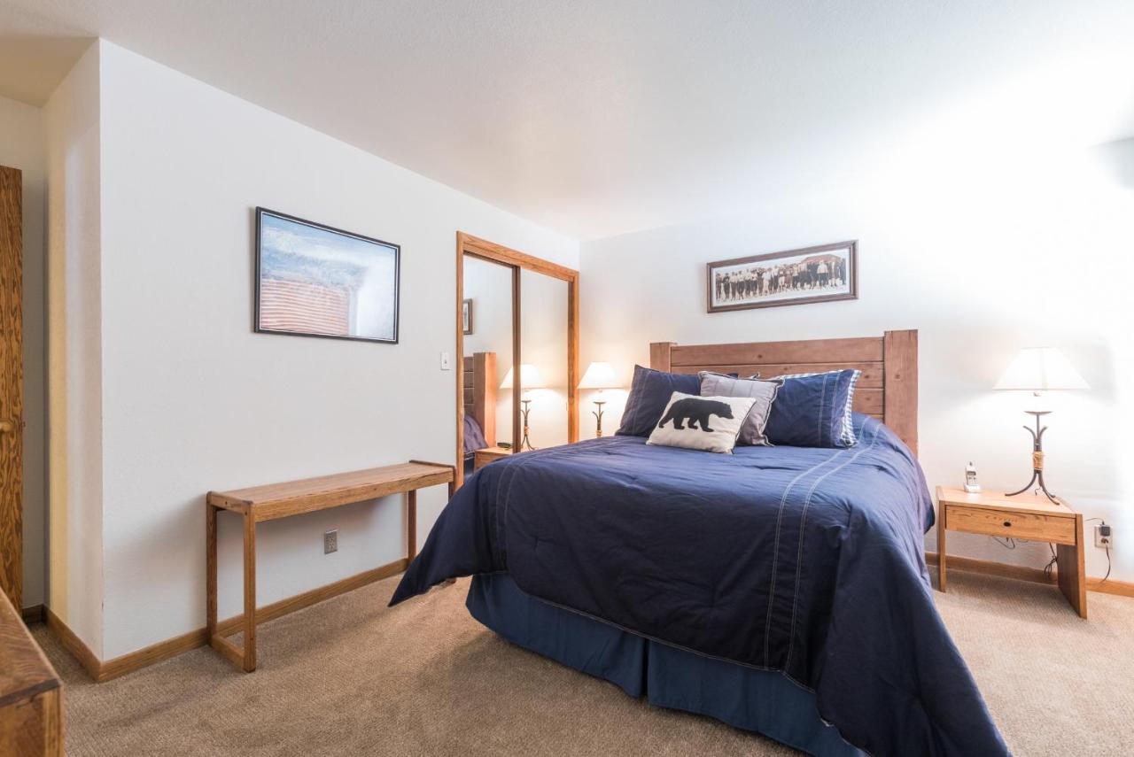 Recently Updated Plaza * Crested Butte