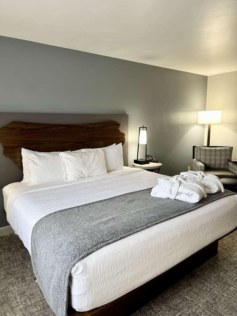 Western Vista Hotel 3*