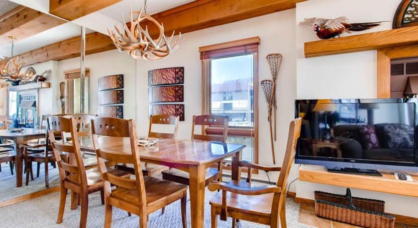 2 Bedroom 2ba Spacious With A Fireplace * Crested Butte