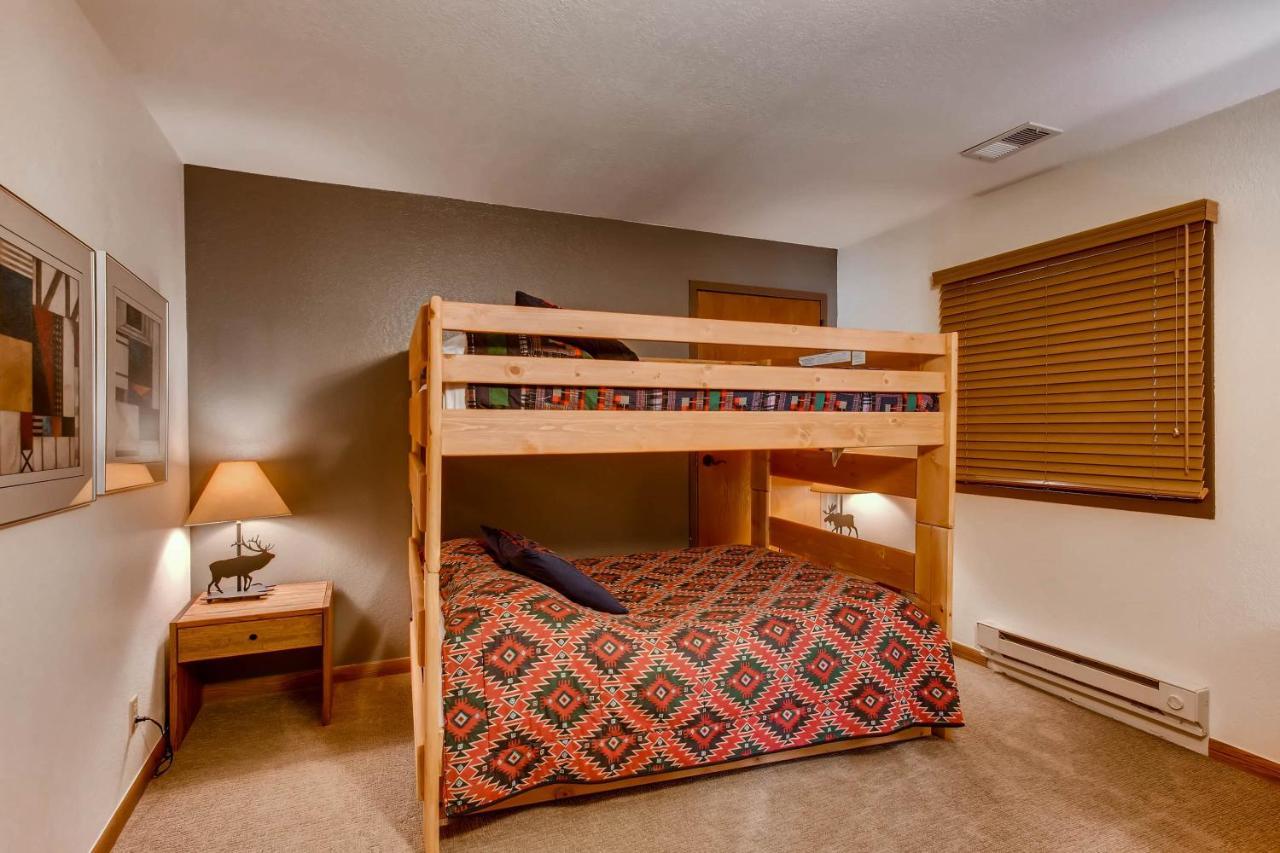 Cozy 2 Bedroom Sleeps 6 People Apartment Crested Butte
