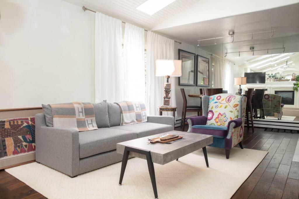 Stash Pad With Fireplace, Parking, W/d Aspen