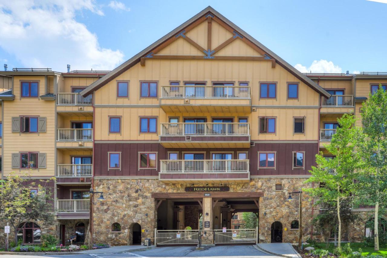 Resort Red Hawk By Keystone