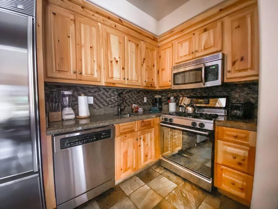 2br Mountain Luxury Skiin Out Amenities Telluride
