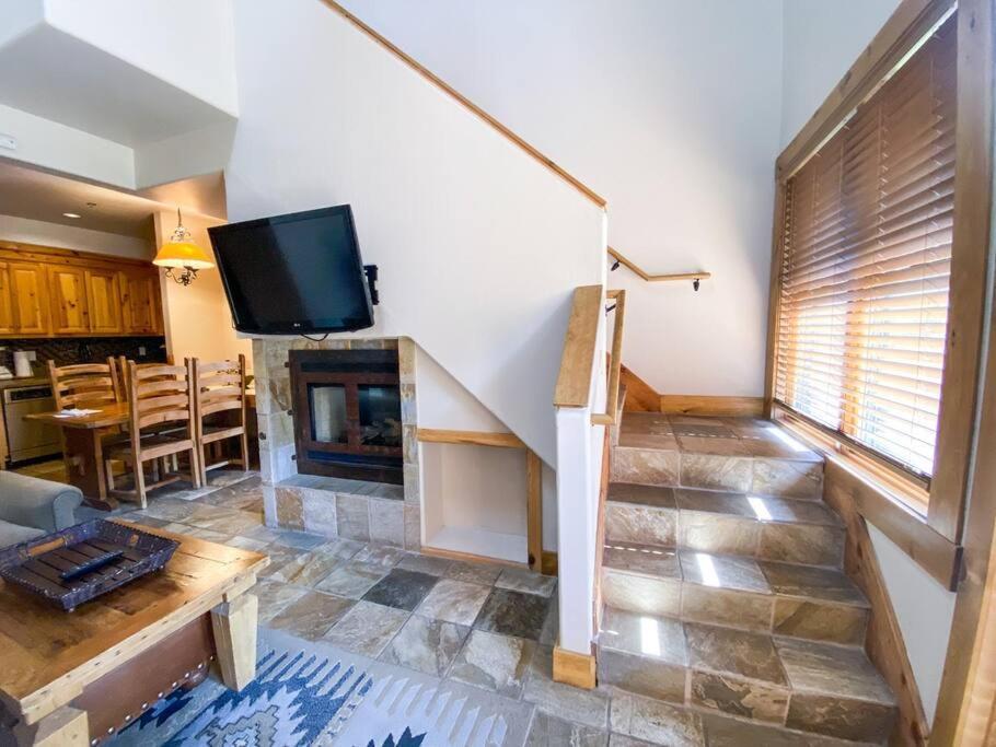 2br Mountain Luxury Skiin Out Amenities Holiday home