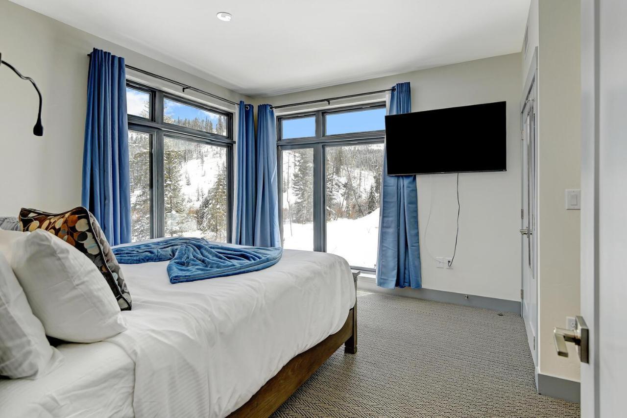 Luxury 2202: Hot Tub, Ac & Views With Activity Perks
