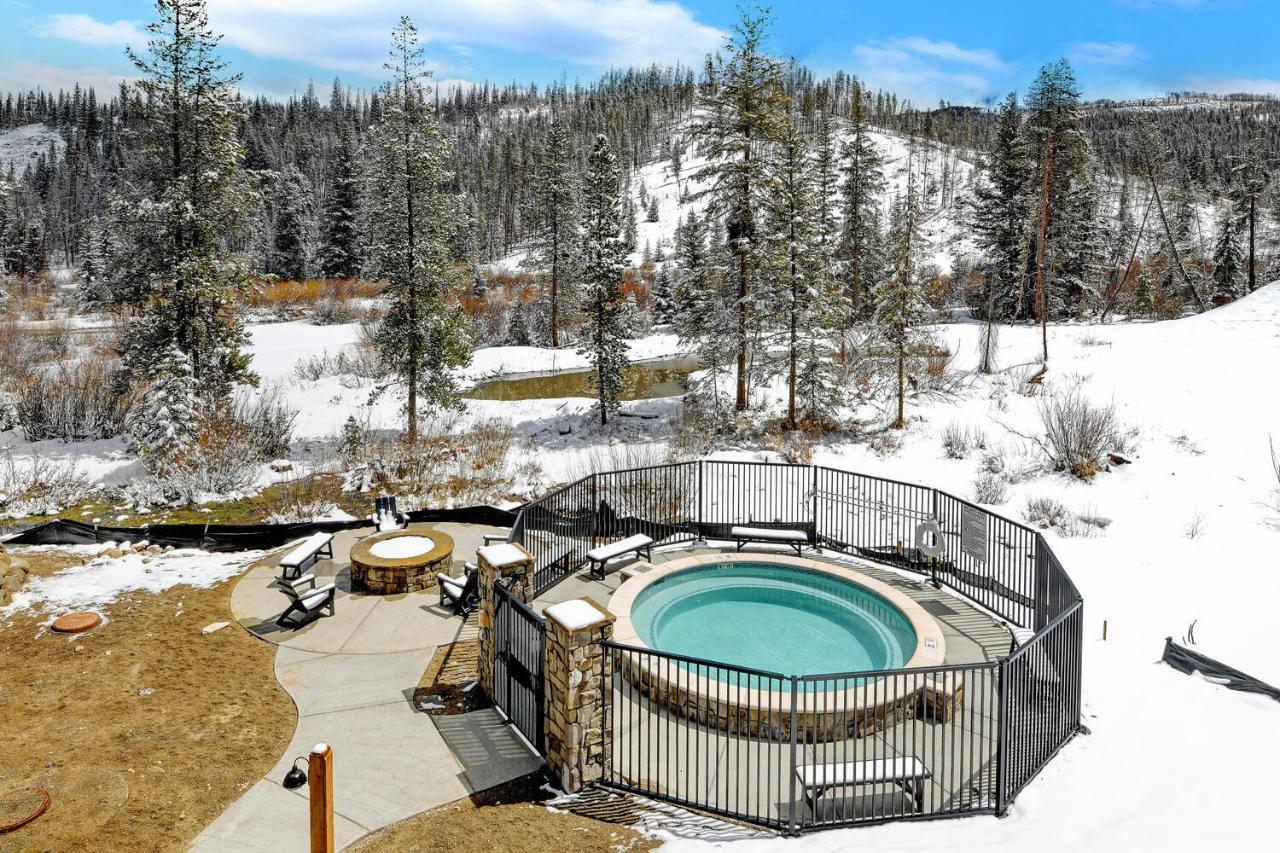 Luxury 2202: Hot Tub, Ac & Views With Activity Perks *