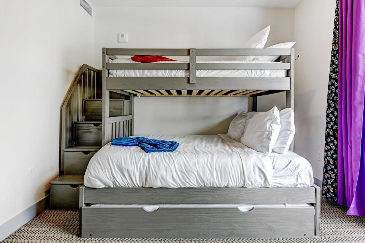 Luxury 2202: Hot Tub, Ac & Views With Activity Perks