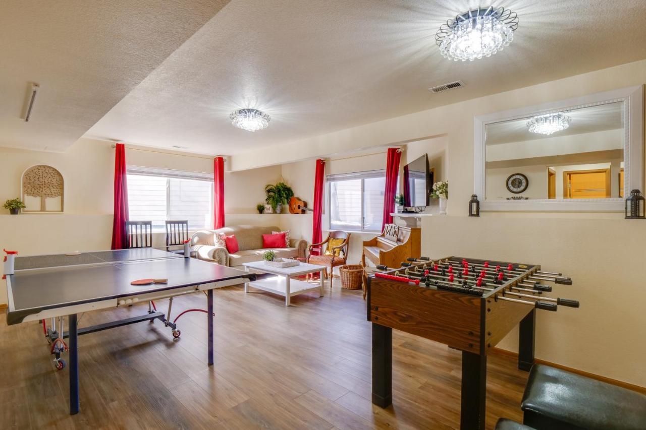 Holiday home Homey Dog-friendly Retreat With Deck In Dtwn Frisco!