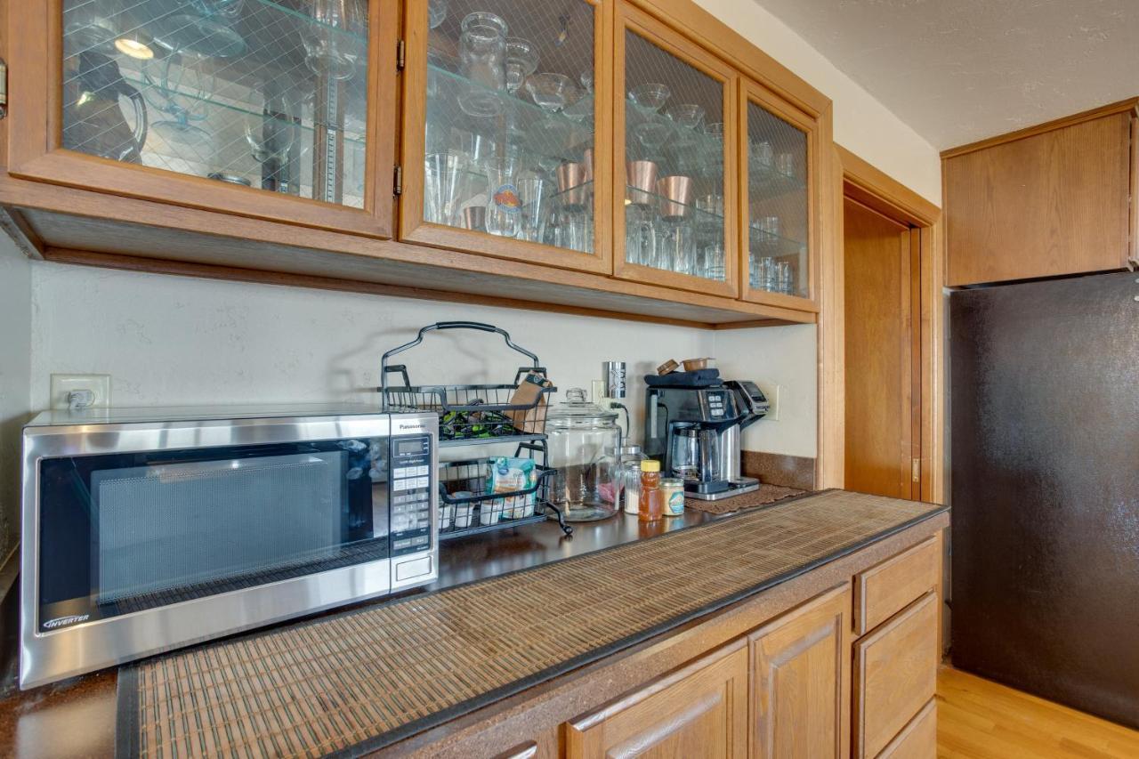 Spacious With Mtn Views! Holiday home