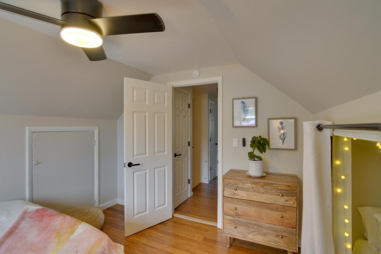 Holiday home Getaway About Half Mi To Downtown! *