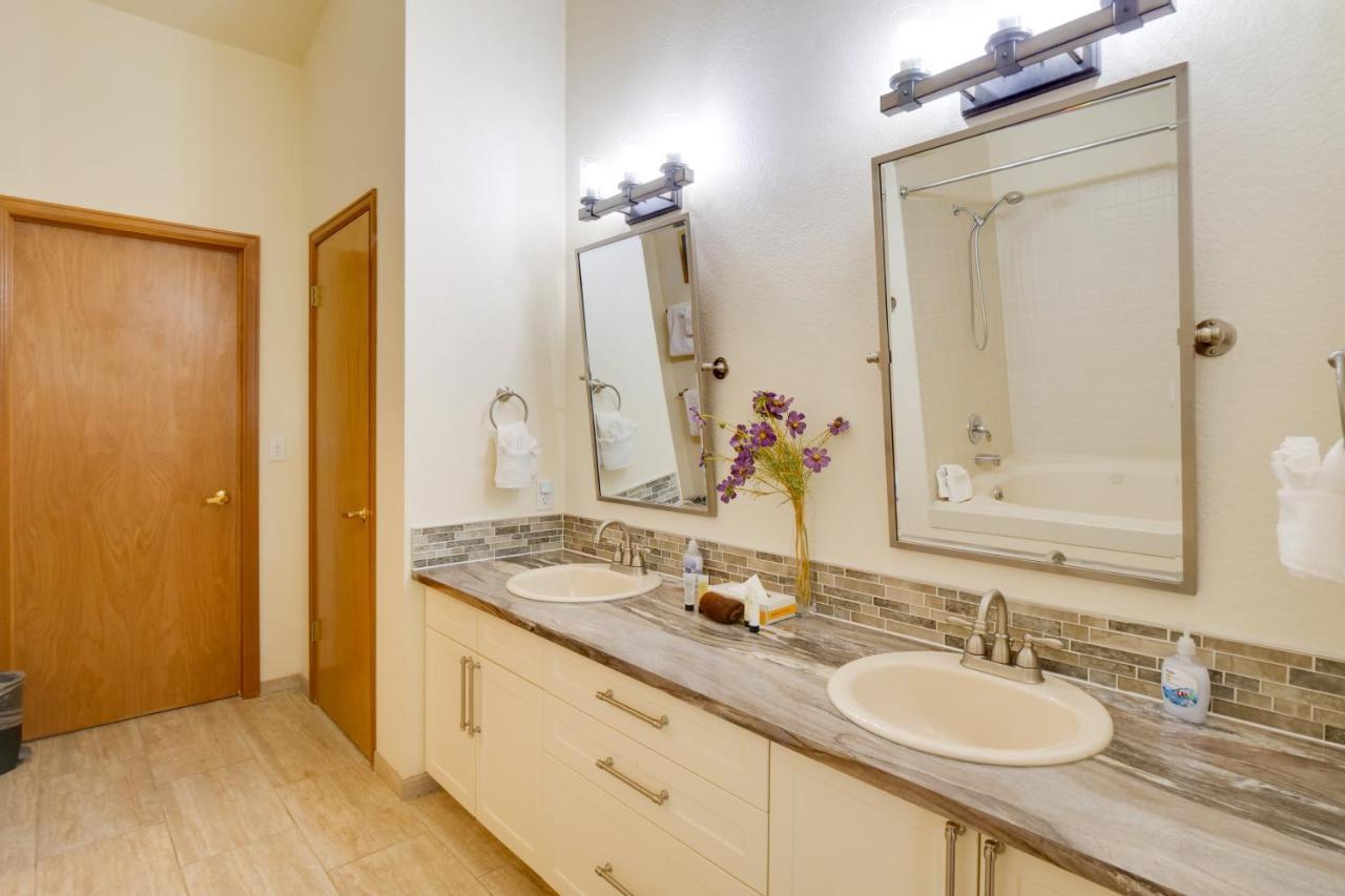 Homey Dog-friendly Retreat With Deck In Dtwn Frisco! *