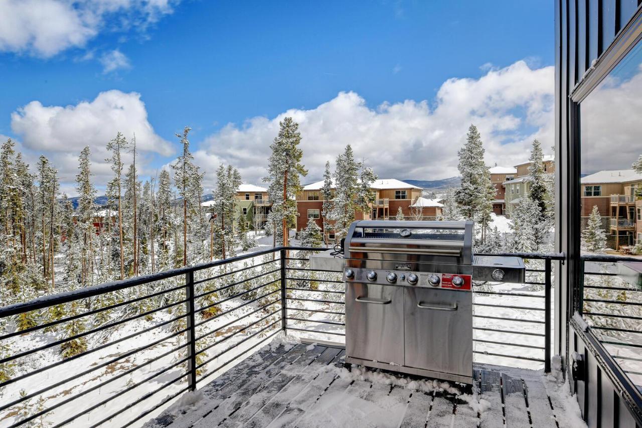 Luxury 1219: Hot Tub Retreat With Peloton And Scenic Views