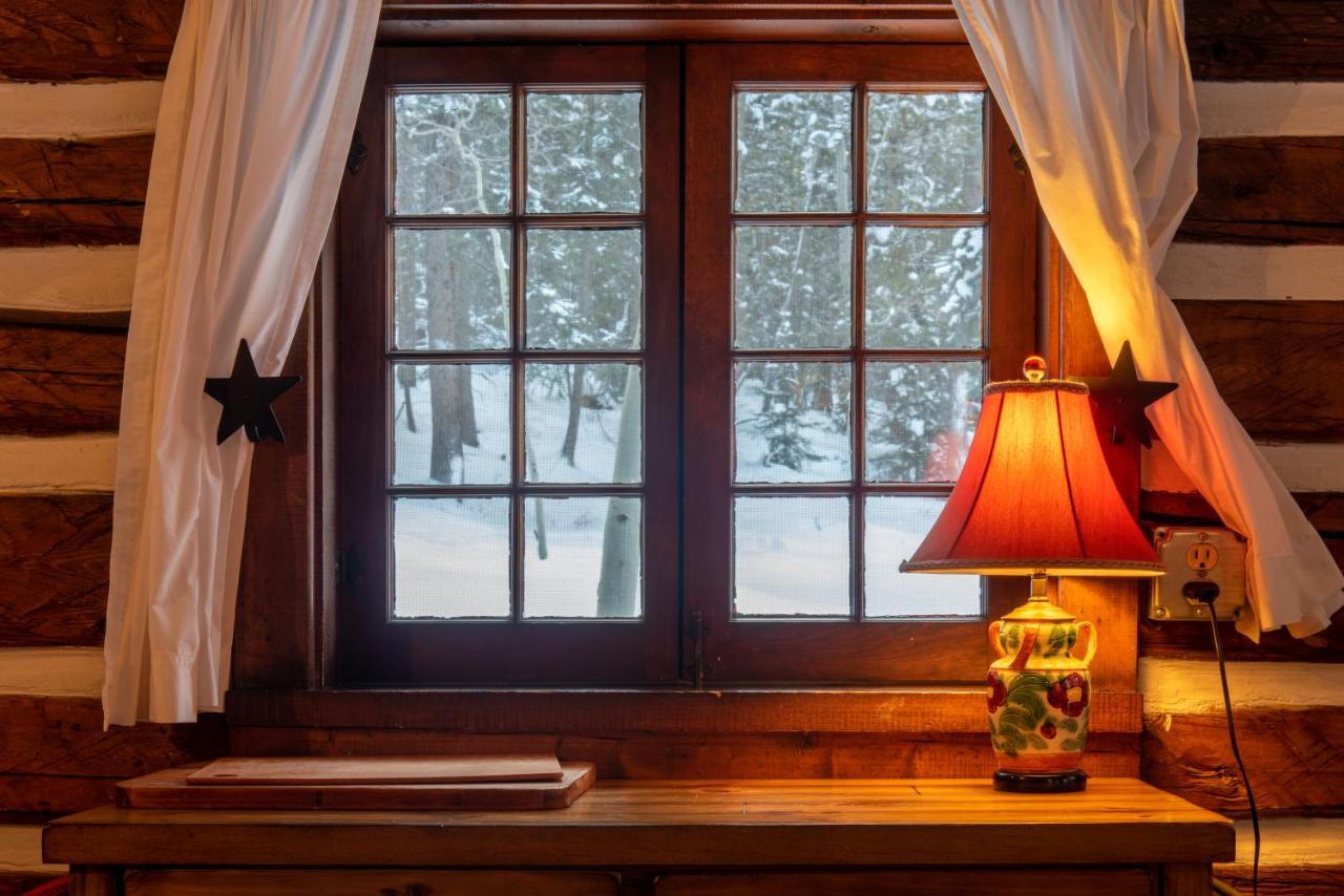 Pioneer Guest 3* Crested Butte