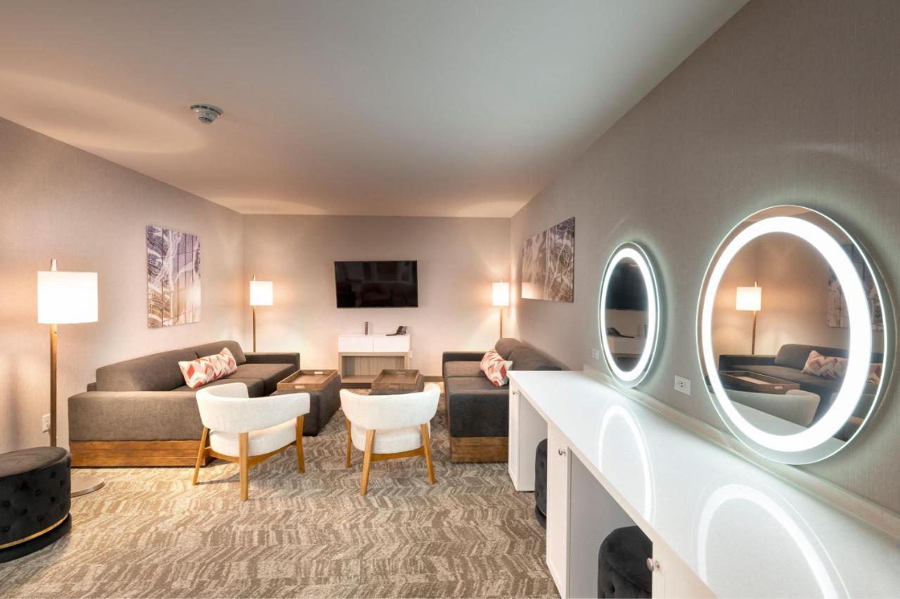Springhill By Marriott Downtown 2*