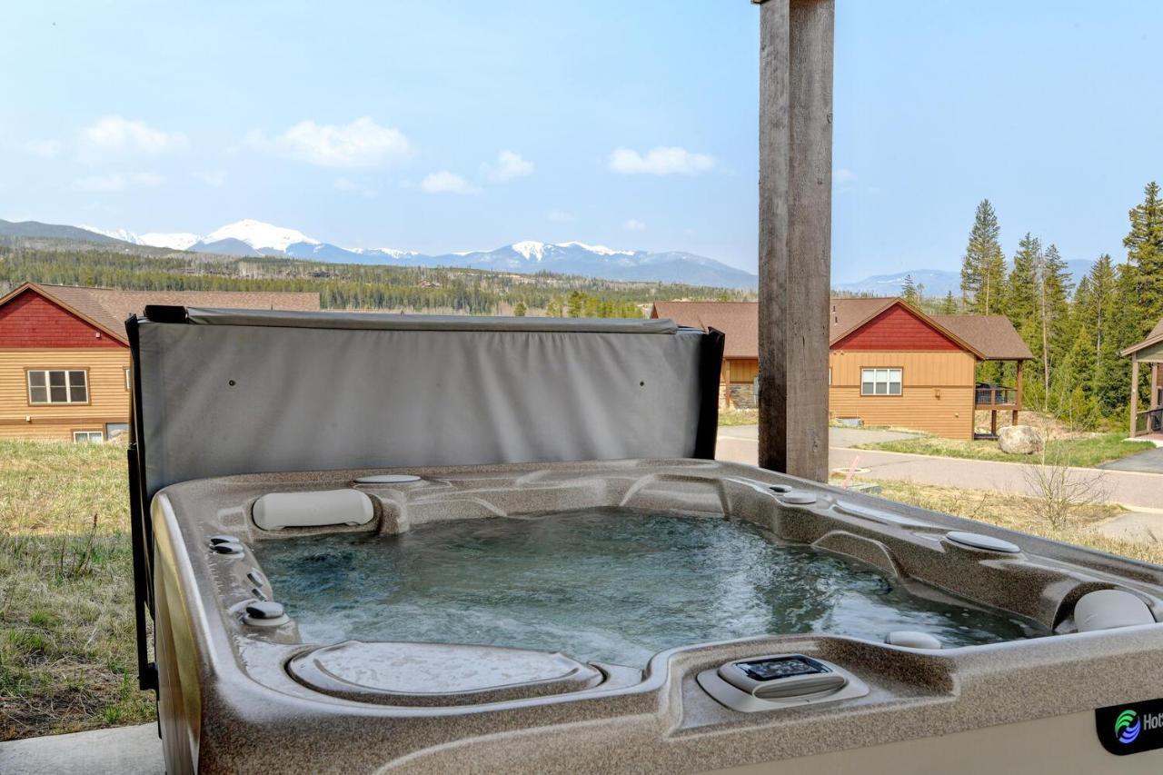 Luxury 35: Mountain Retreat With Hot Tub & Activity Perks Holiday home Fraser