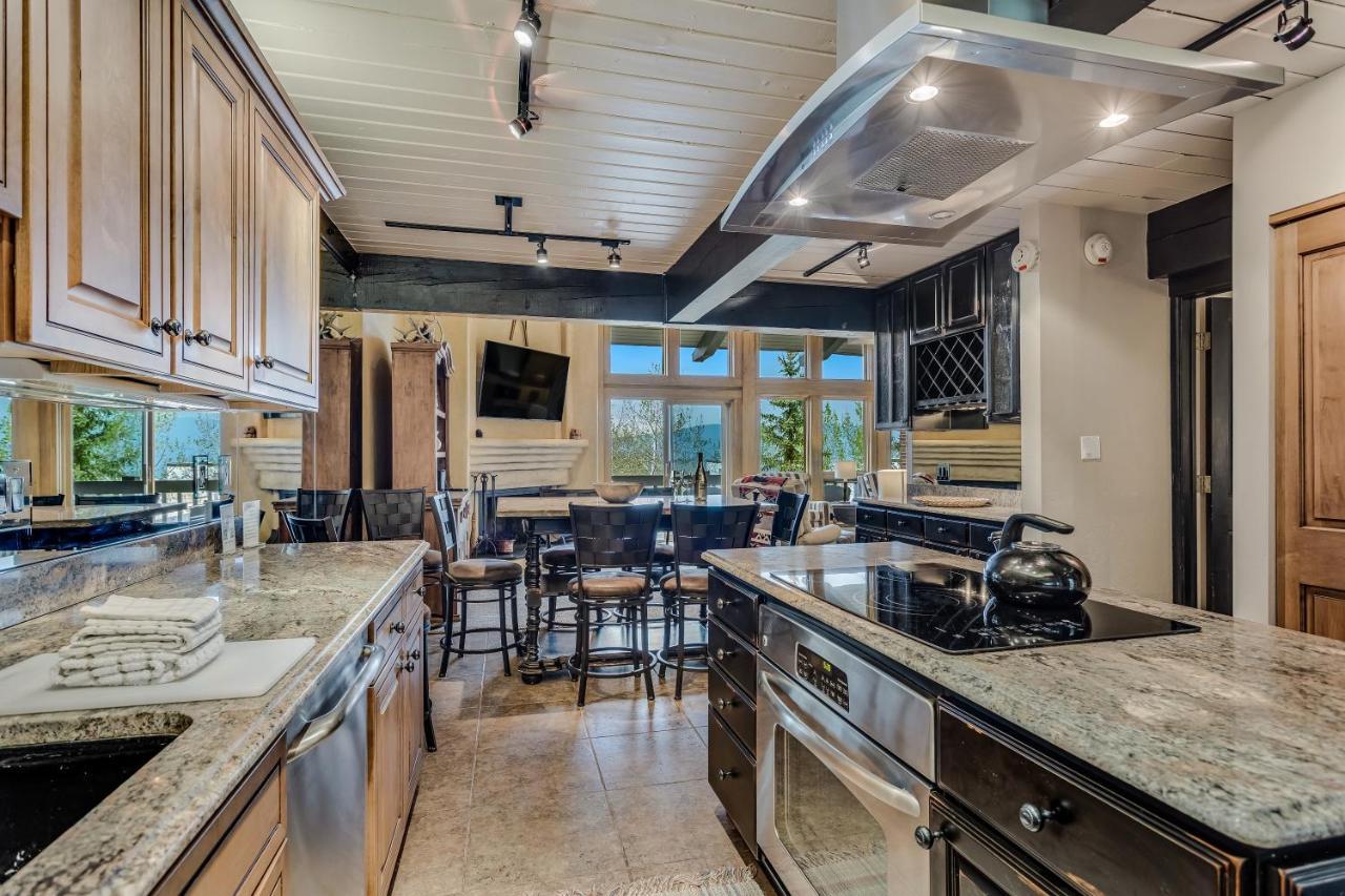 Holiday home Interlude 3-bedroom Unit 302