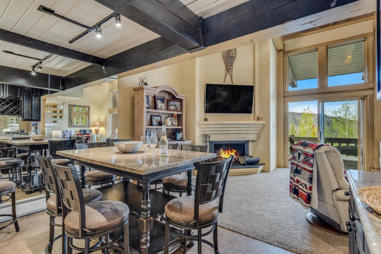 Interlude 3-bedroom Unit 302 Snowmass Village