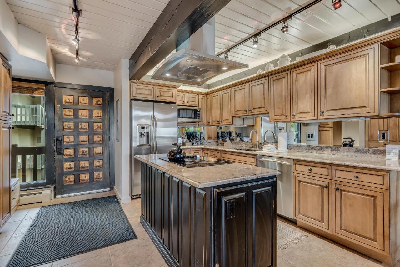 Holiday home Interlude 3-bedroom Unit 302 *