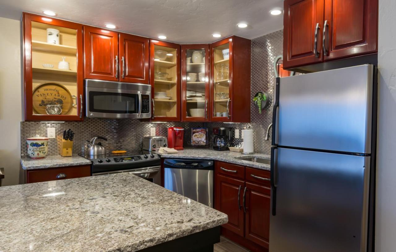 Apartamento Bear Claw 104 - Ski-in Ski-out Condo!