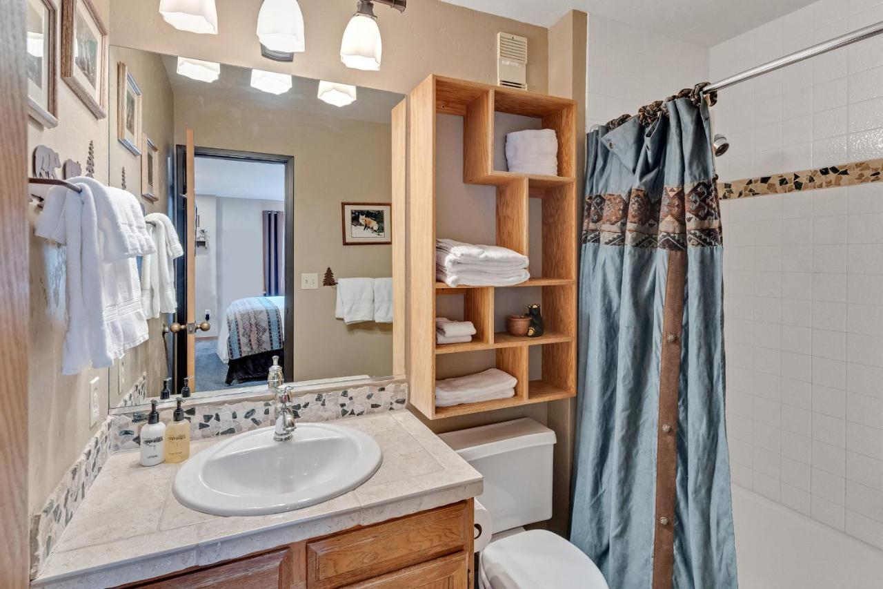 Bear Claw 107 - Ski-in Ski-out Condo! * Steamboat Springs