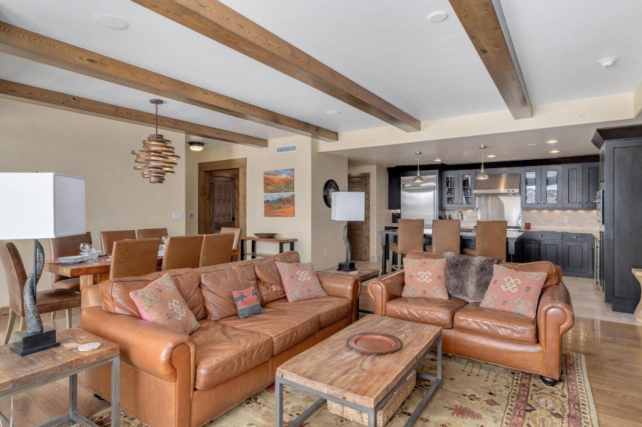 Edgemont 2601 - Luxury Ski-in Ski-out Apartment