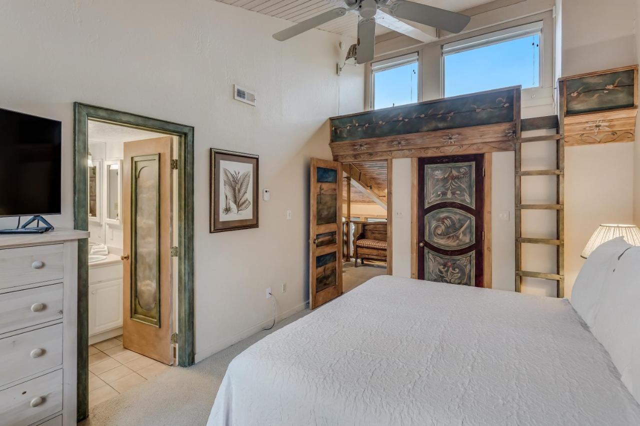 Interlude 3-bedroom Unit 302 Holiday home