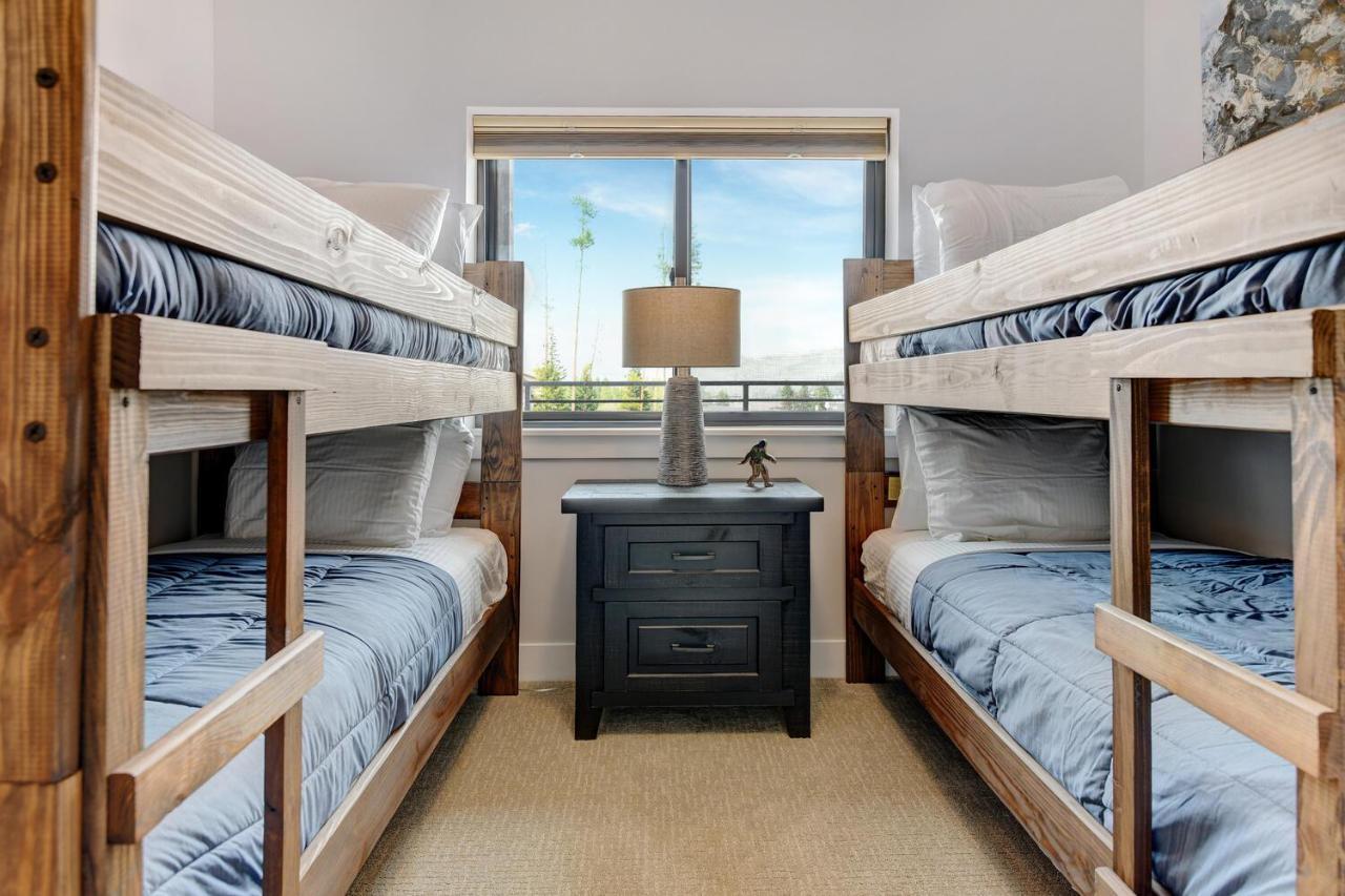 Holiday home Luxury 102: Panoramic Views & Activity Perks