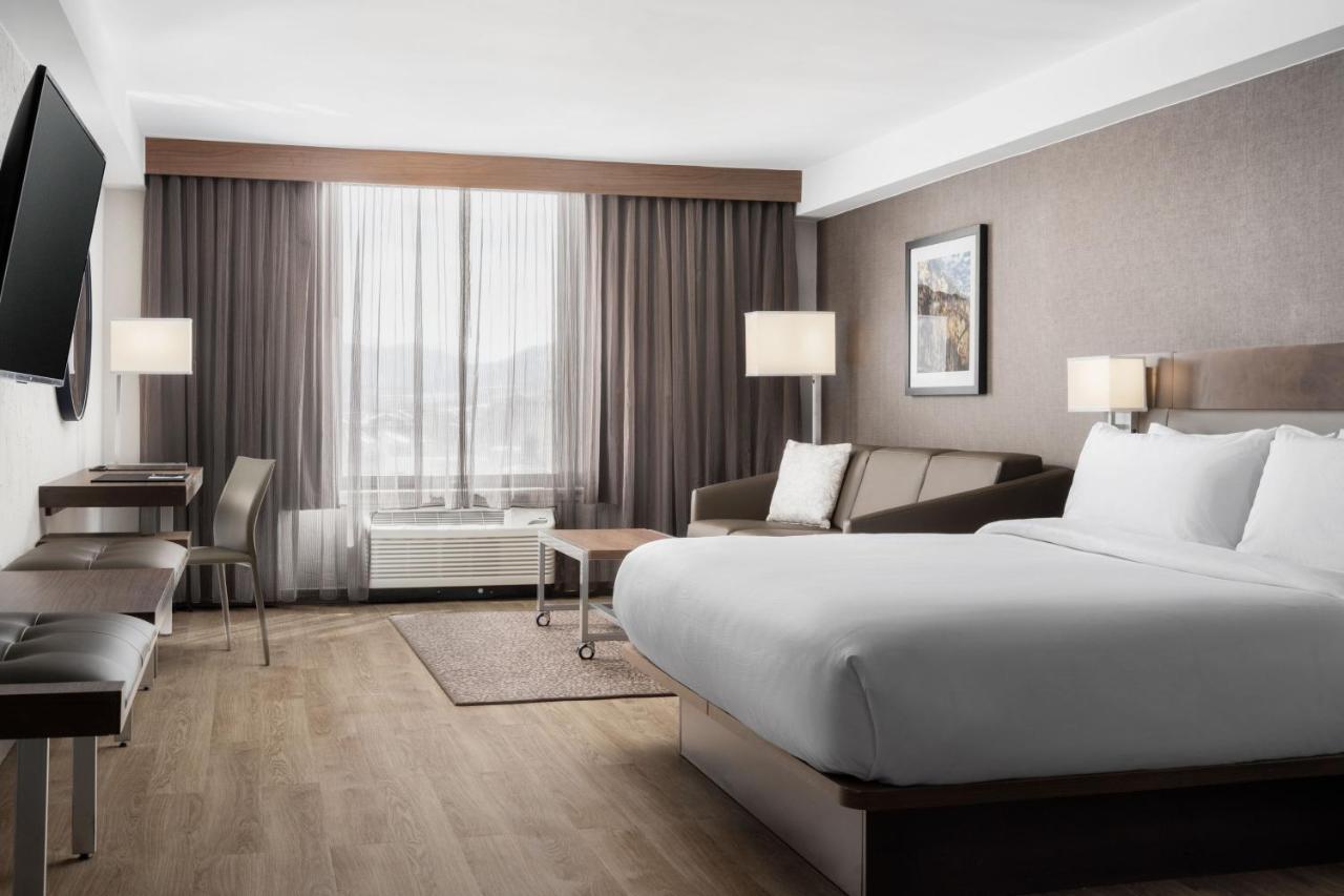 Ac By Marriott Colorado Hotel 2*